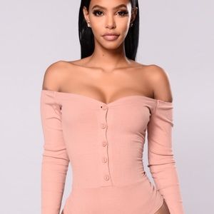 Shoulder The Shoulder Mauve Bodysuit
